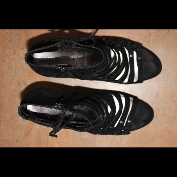 Black Nine West Caged Heels - Picture 4 of 4